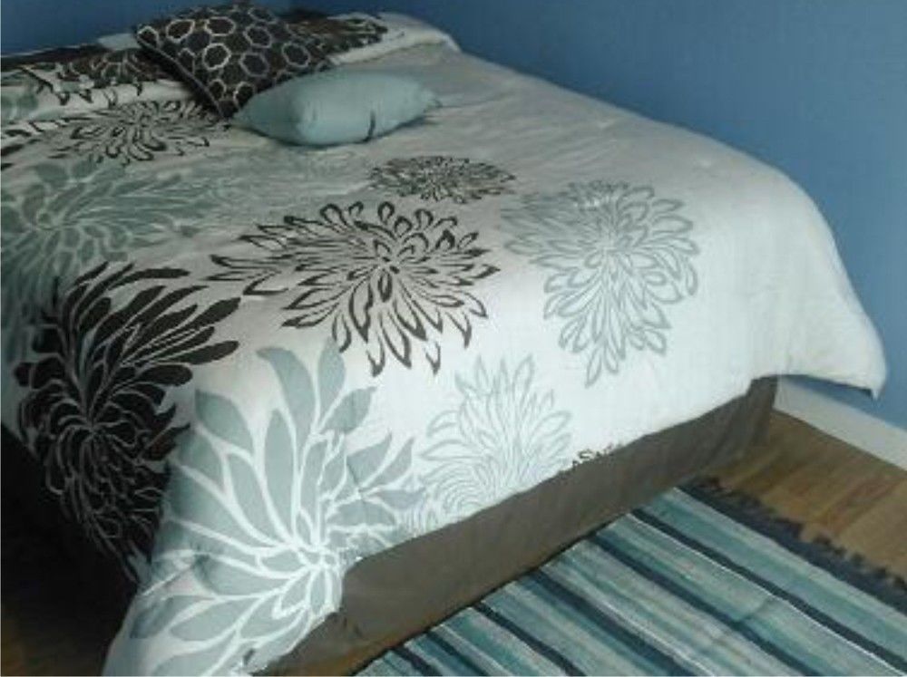 Oyo Bed And Breakfast New York Exteriör bild
