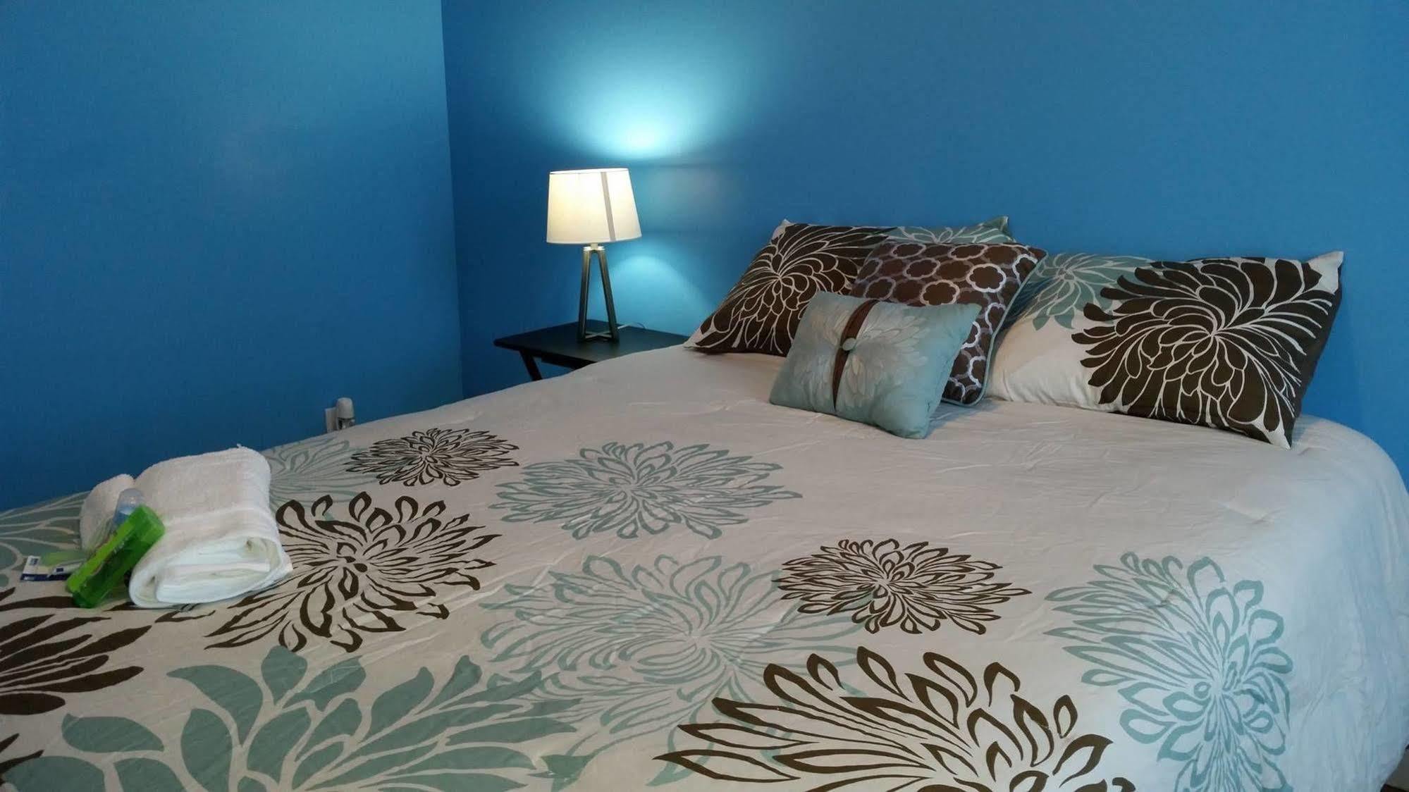 Oyo Bed And Breakfast New York Exteriör bild